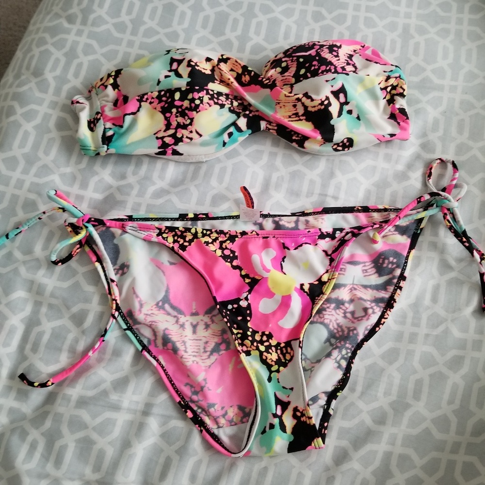 2 Piece Multi Color Bikini